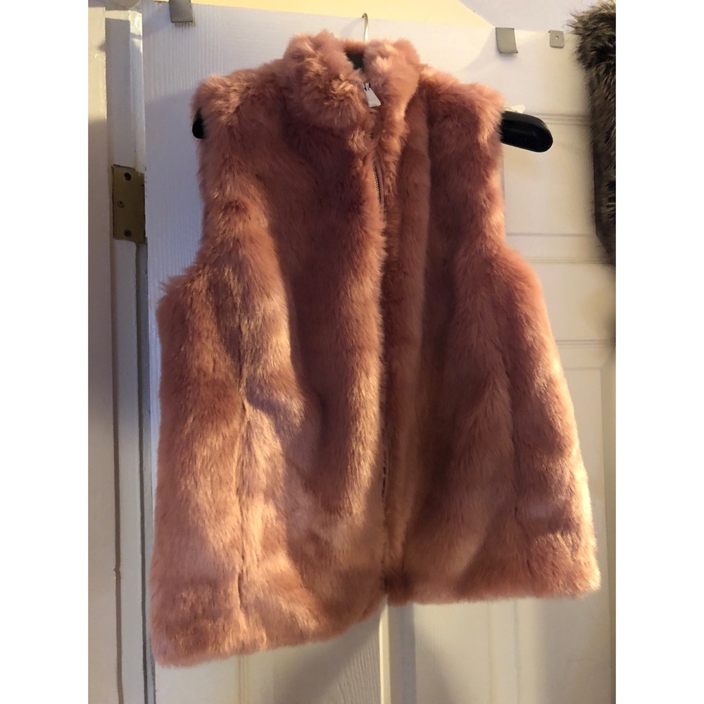 NWT J.Crew Pink Faux Fur Vest - Picture 5 of 7
